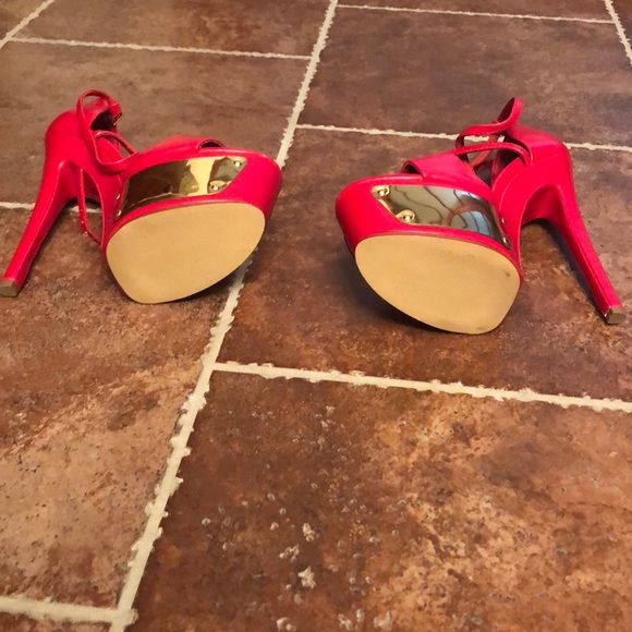 Heels - Steve Madden - Picture 2 of 4